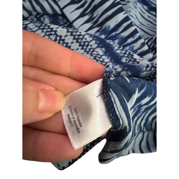 A.N.A  Blouse Blue Short Sleeve‎ Blue Pattern Flowy Polyester - Picture 7 of 10